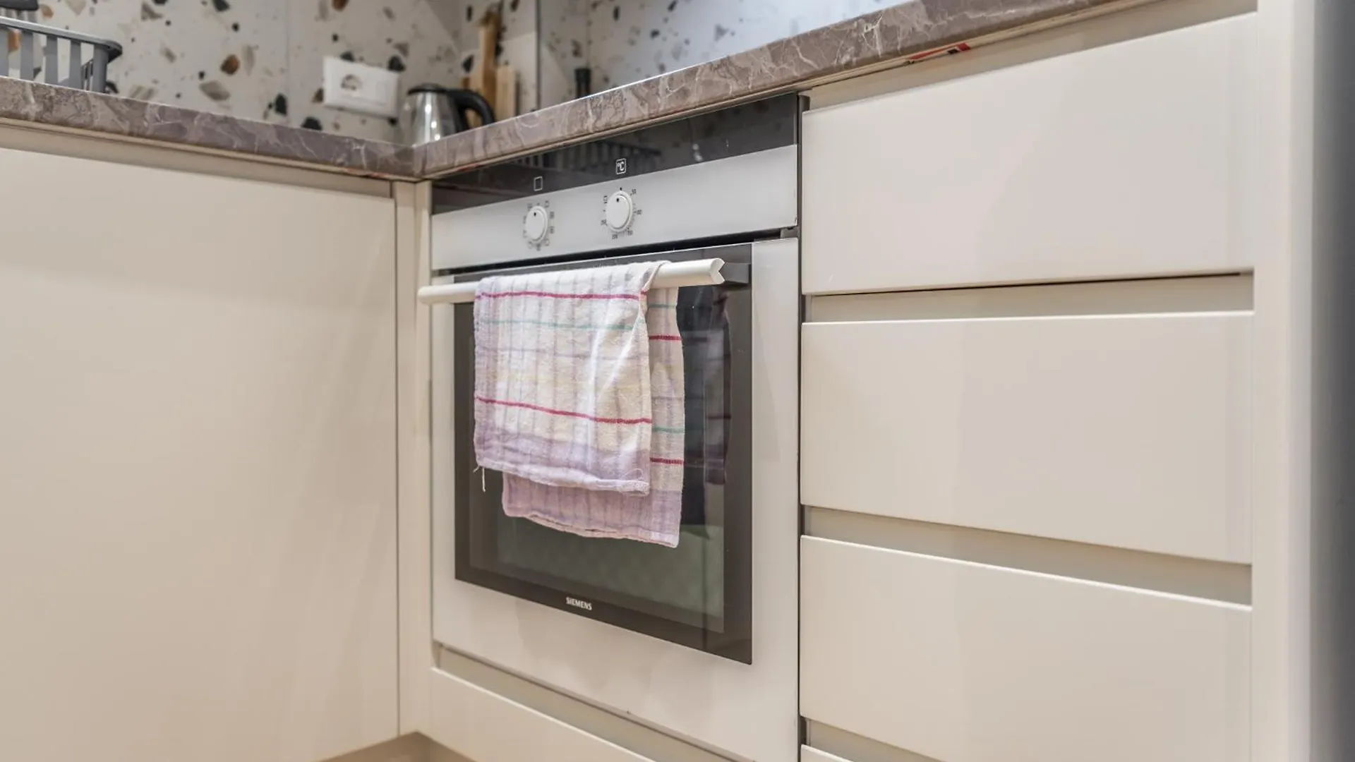Pazari I Ri - Cozy Studio Tirana Albanië